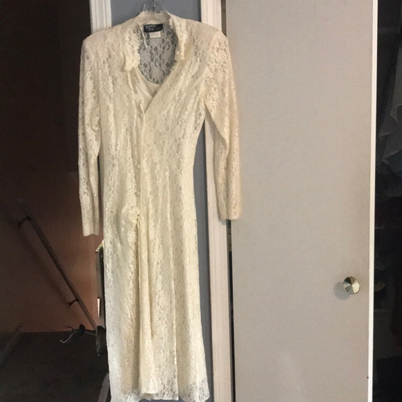 Dress - Picture 1 of 2